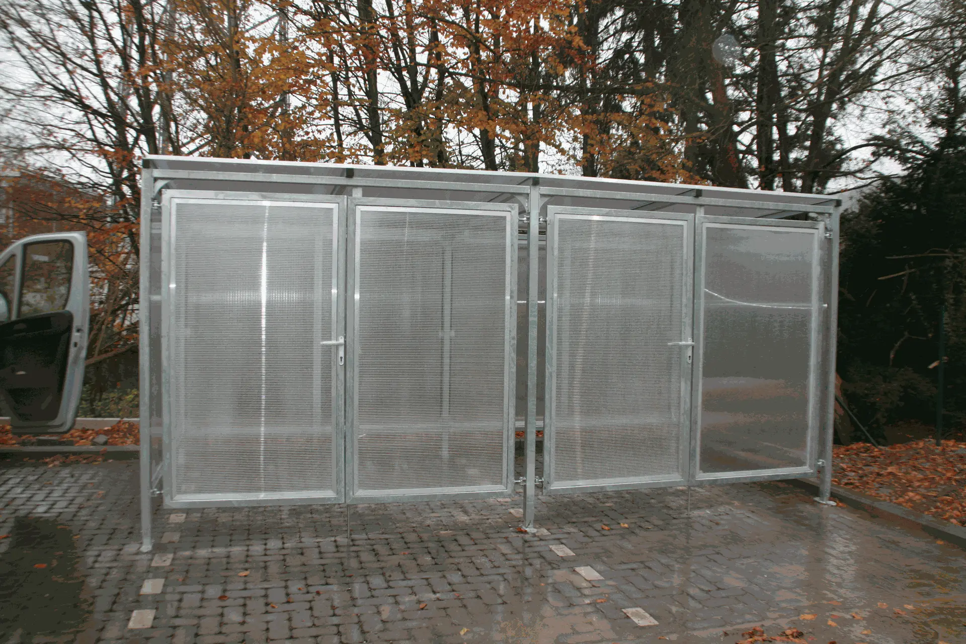 afsluitbare opslagoverkapping